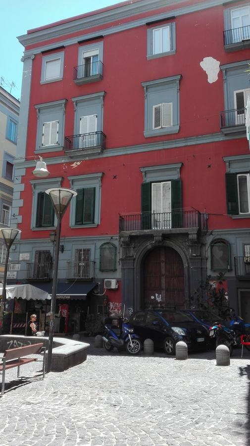 Sotto Le Stelle Ai Decumani Acomodação com café da manhã Nápoles Exterior foto